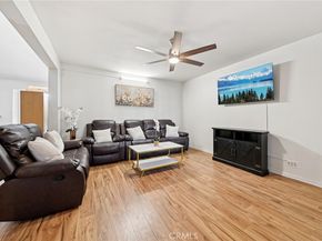 17 Weepingwood, Irvine CA 92614