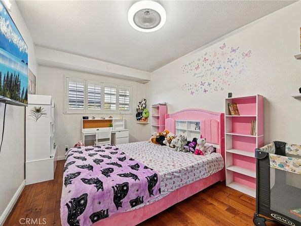 17 Weepingwood, Irvine CA 92614