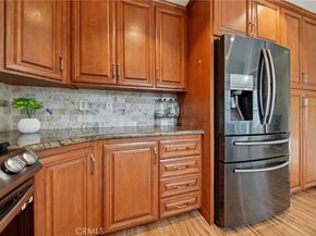 17 Weepingwood, Irvine CA 92614