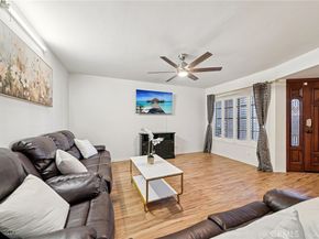 17 Weepingwood, Irvine CA 92614