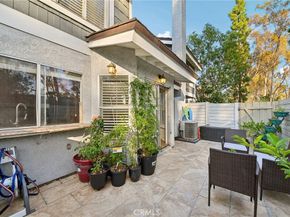 17 Weepingwood, Irvine CA 92614