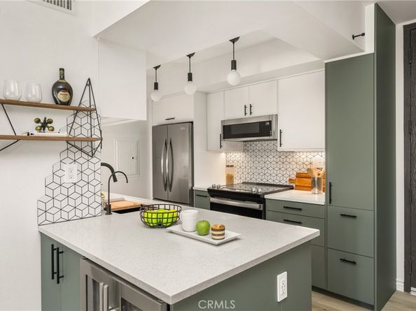 1351 N Crescent Heights Boulevard 313, West Hollywood CA 90046