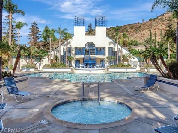 285 #7 N Singingwood, Orange CA 92869