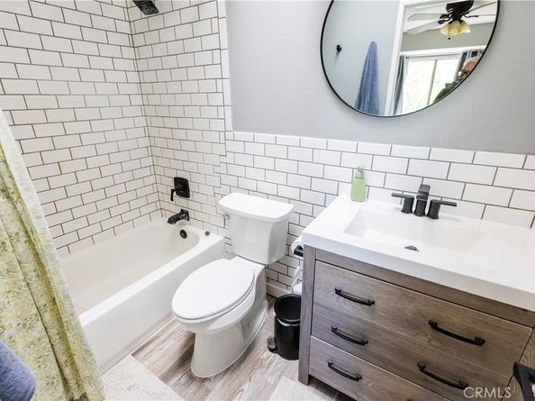 285 #7 N Singingwood, Orange CA 92869