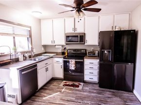 285 #7 N Singingwood, Orange CA 92869