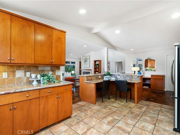 2377 Silver Ridge Avenue, Los Angeles CA 90039