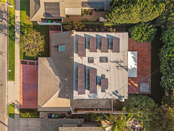 1851 Pitcairn, Costa Mesa CA 92626