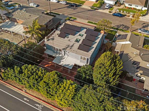 1851 Pitcairn, Costa Mesa CA 92626