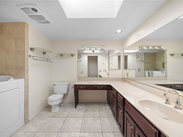 1851 Pitcairn, Costa Mesa CA 92626