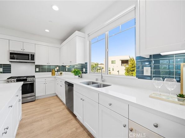 115 Episode, Irvine CA 92618