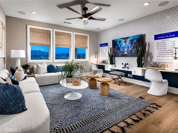 120 Chapman, Lake Forest CA 92630