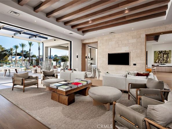 120 Chapman, Lake Forest CA 92630