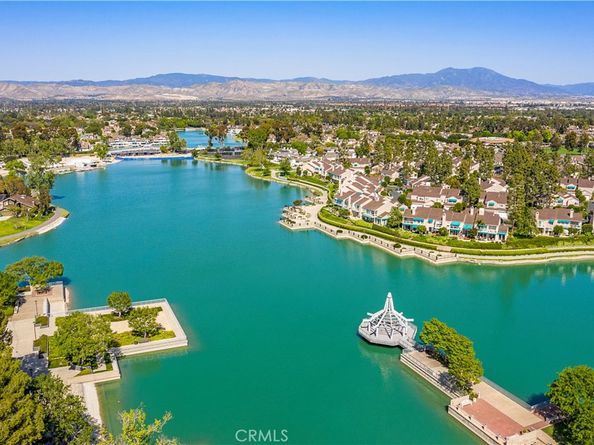 11 Fallingstar, Irvine CA 92614