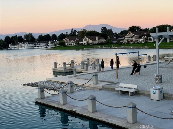 11 Fallingstar, Irvine CA 92614