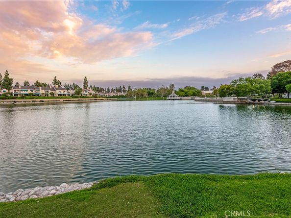 11 Fallingstar, Irvine CA 92614