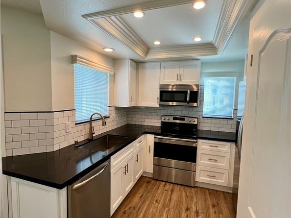 11 Fallingstar, Irvine CA 92614