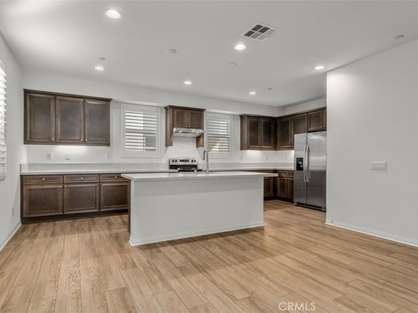 921 E 3rd Street, Santa Ana CA 92701