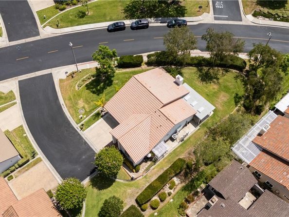 23721 Villena, Mission Viejo CA 92692