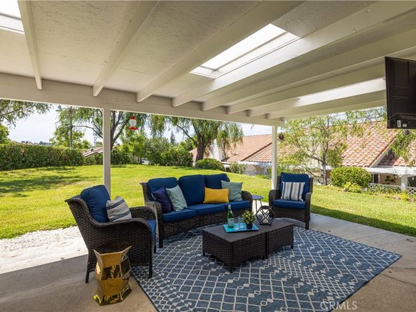 23721 Villena, Mission Viejo CA 92692