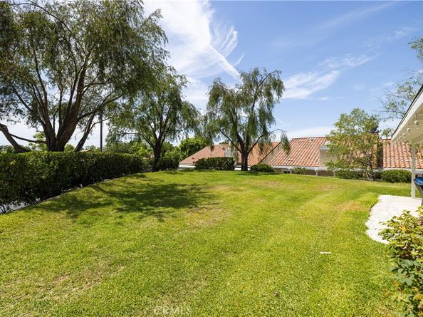 23721 Villena, Mission Viejo CA 92692