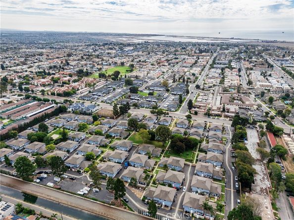 16396 Vista Roma, Huntington Beach CA 92649