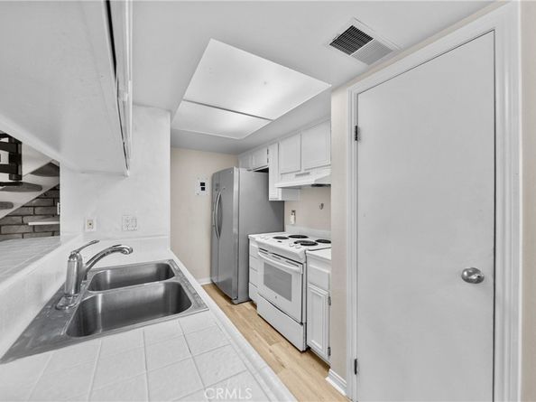 16396 Vista Roma, Huntington Beach CA 92649