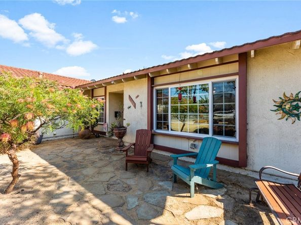 2014 E 20th Street, Santa Ana CA 92705