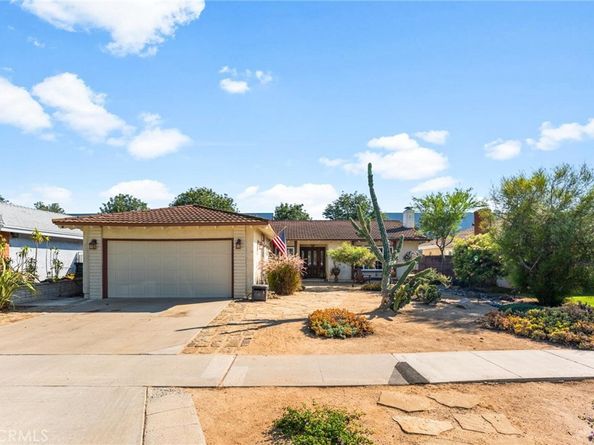 2014 E 20th Street, Santa Ana CA 92705