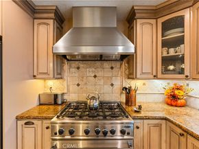 2014 E 20th Street, Santa Ana CA 92705