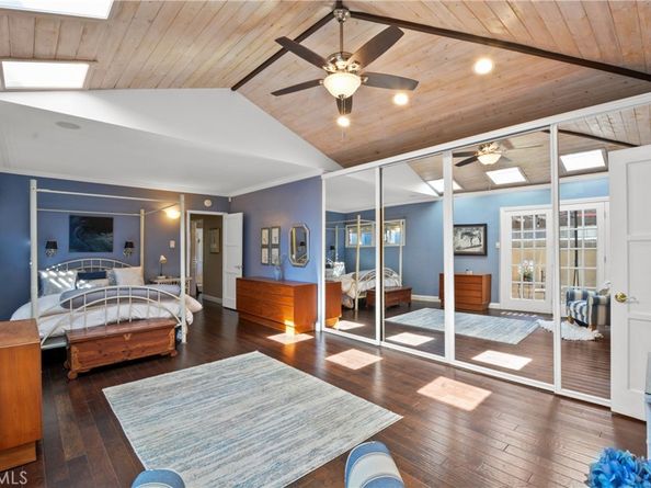 5594 Myrtle Avenue, Long Beach CA 90805
