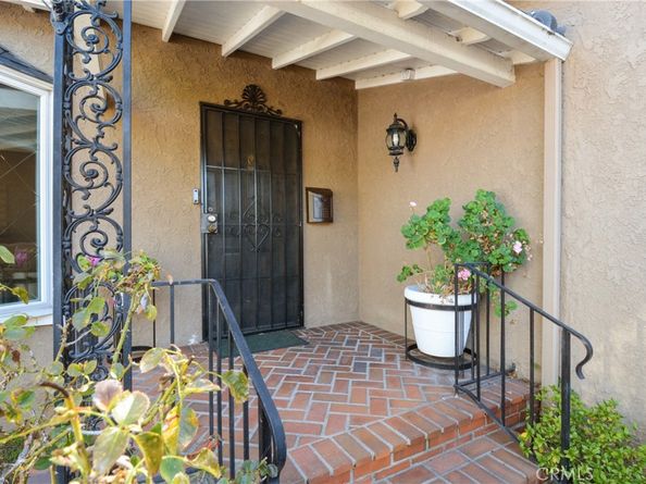 5594 Myrtle Avenue, Long Beach CA 90805