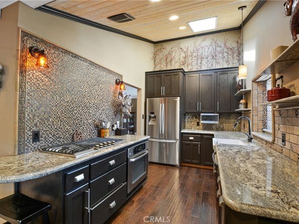 5594 Myrtle Avenue, Long Beach CA 90805