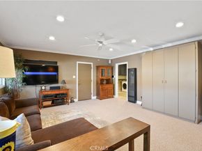 5594 Myrtle Avenue, Long Beach CA 90805