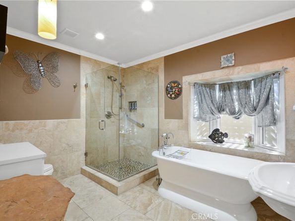 5594 Myrtle Avenue, Long Beach CA 90805