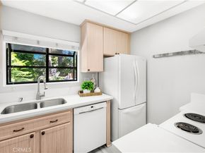 90 Lakepines, Irvine CA 92620