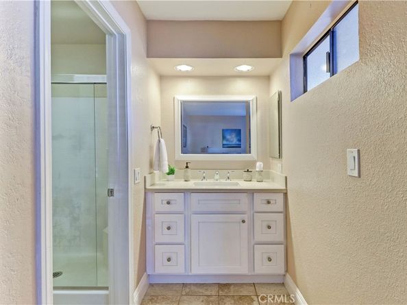 25541 Indian Hill O, Laguna Hills CA 92653