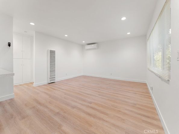 308 S Laurel Street, Santa Ana CA 92704