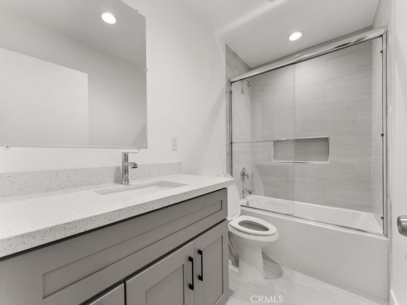 308 S Laurel Street, Santa Ana CA 92704