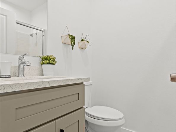 308 S Laurel Street, Santa Ana CA 92704