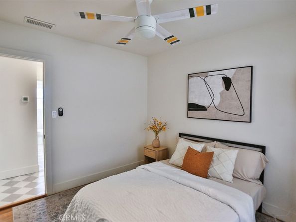 6851 Coachella, Long Beach CA 90805