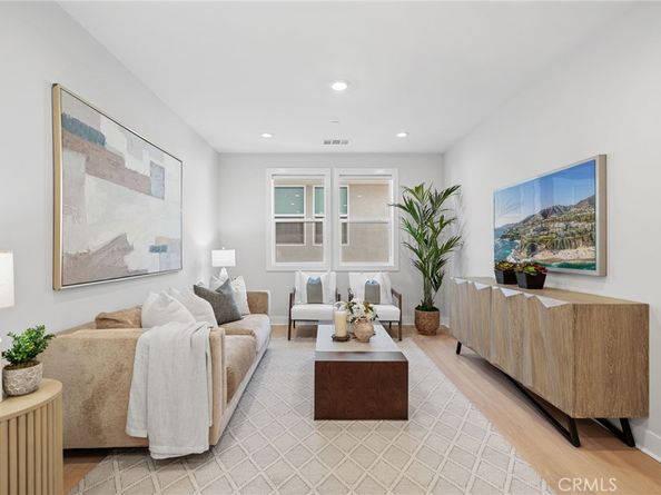 181 Buckeye, Lake Forest CA 92630