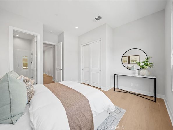 181 Buckeye, Lake Forest CA 92630