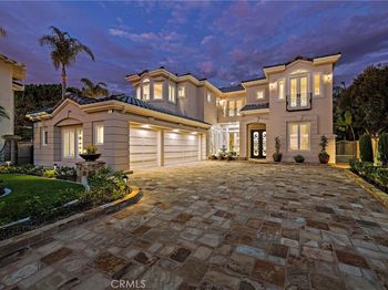 35 Emerald Glen