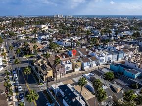 621 8th Street, Huntington Beach CA 92648