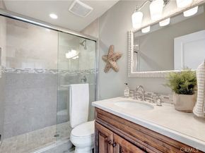 621 8th Street, Huntington Beach CA 92648