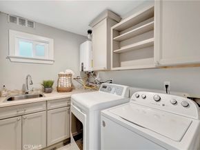 621 8th Street, Huntington Beach CA 92648