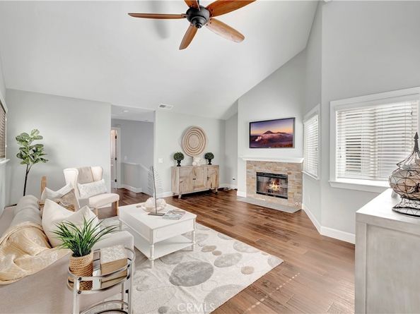 621 8th Street, Huntington Beach CA 92648