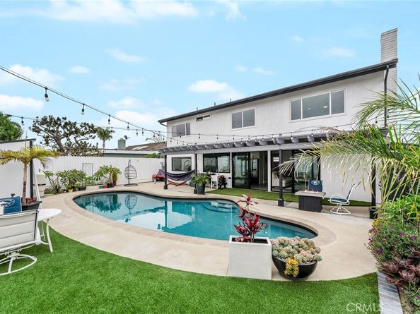 6611 Crista Palma, Huntington Beach CA 92647