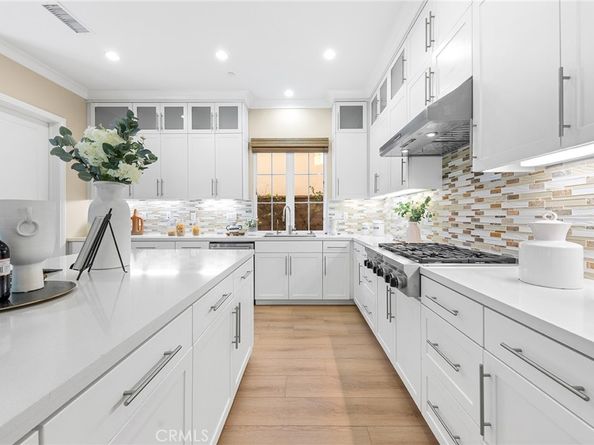 51 Thoroughbred, Irvine CA 92602