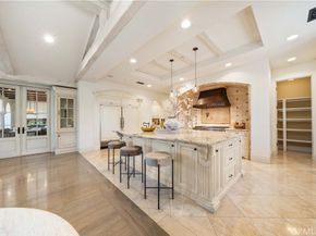 32 Golden Eagle, Irvine CA 92603